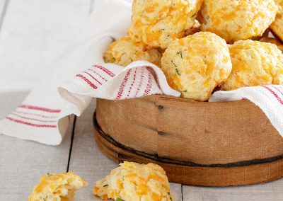 Fluffy Cheddar & Chive Biscuits